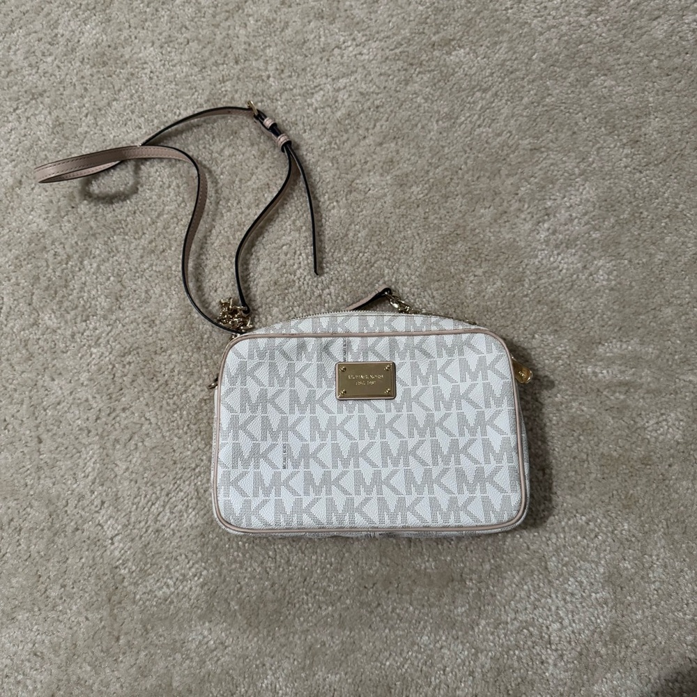 Michael Kors Jet Set Large Printed Logo Crossbody bag